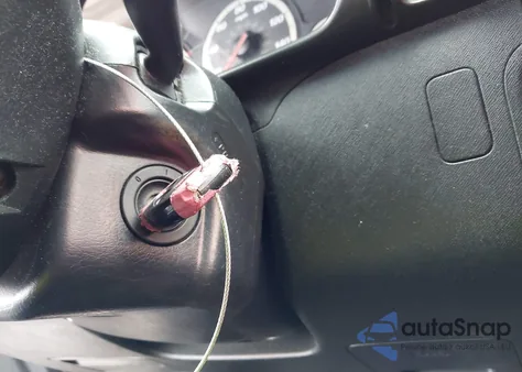 2005 Honda Cr-V Lx z USA, uszkodzony, nr VIN JHLRD68575C002853